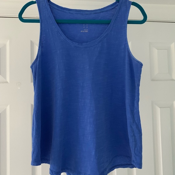 Blue tank top - Picture 2 of 5